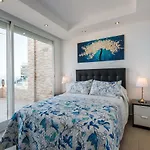 Seashore Bungalow Stunning